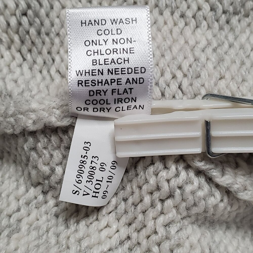 Banana Republic Womens XS Sweater Cable Knit Deep V Lambswool Cashmere Modal - Picture 6 of 11